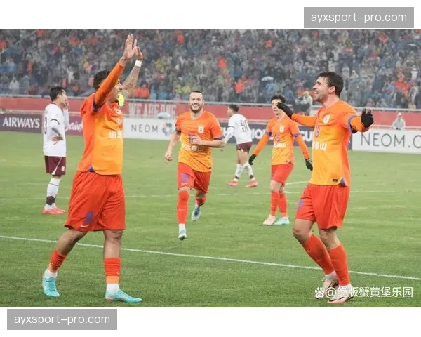 德甲新赛季启用半自动越位技术，裁判将现场宣布判罚决定