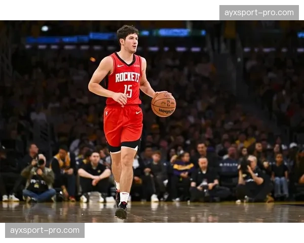 观点：进攻效率前五球队有三支位于西部，凸显联盟竞争格局失衡