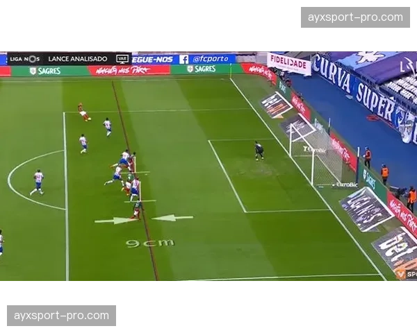 法国足球技术委员会会议讨论引入“智能边线”技术辅助越位与传中判罚 法国足球技术委员会会议讨论引入“智能边线”技术辅助越位与传中判罚