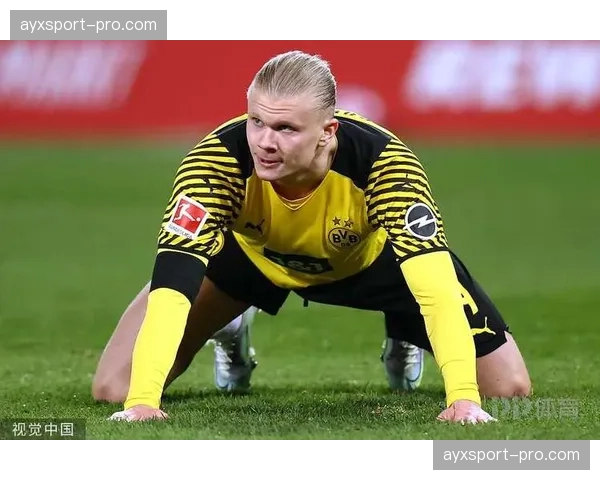 科法内大腿受伤缺席德国杯半决赛，经纪人称其身价可达1亿欧元